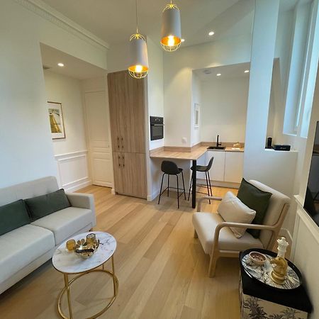 Appartements De Charme Du General Leclerc - Place D'Erlon - Hypercentre - Gare - Reims Eksteriør billede